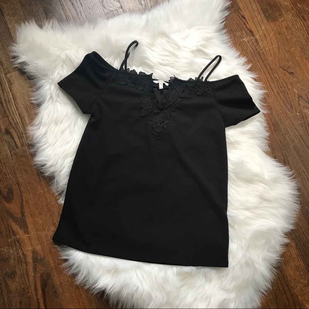 MAURICES OFF THE SHOULDER TOP